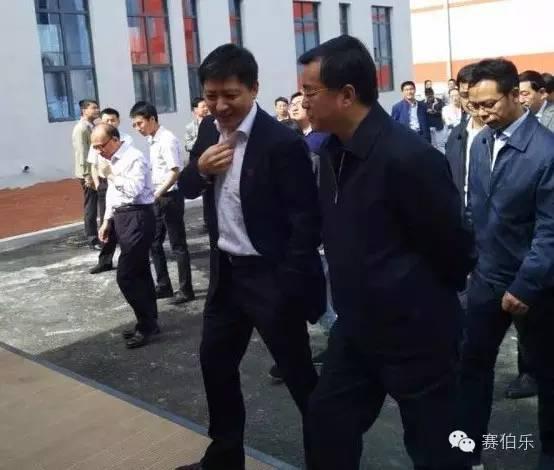 赛伯乐陪同河北省省长张庆伟考察张北数据中心