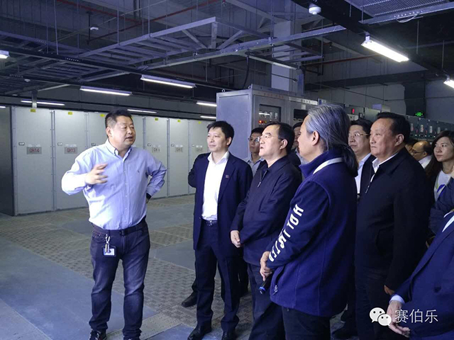 赛伯乐陪同河北省省长张庆伟考察张北数据中心